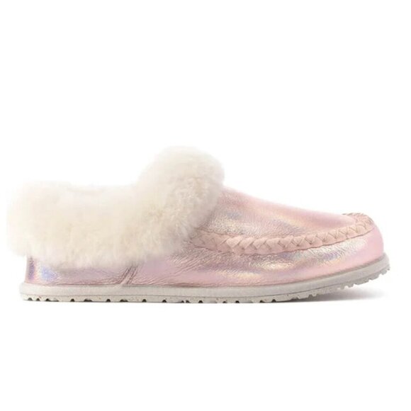 Manitobah - Women's Cabin Clog Slippers 7 - Picture 1 of 3